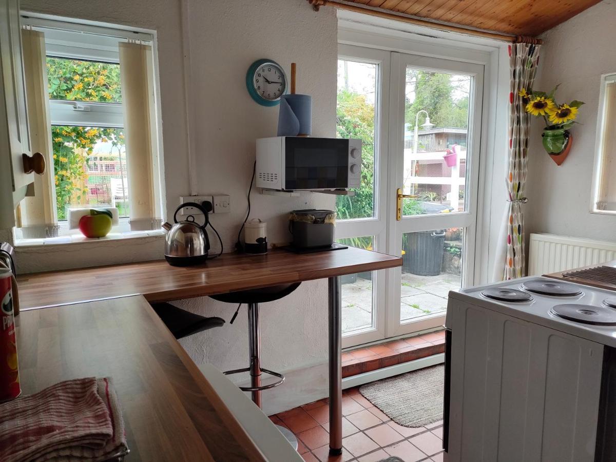Apple Cottage Brynamman Exterior foto
